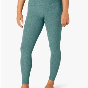 Beyond Yoga In the Midi Leggings